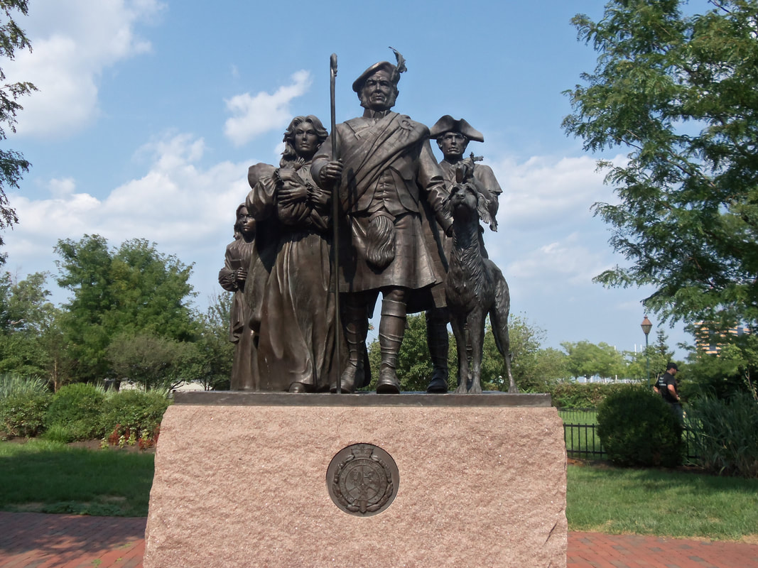 Bronze statue of a Scottish family