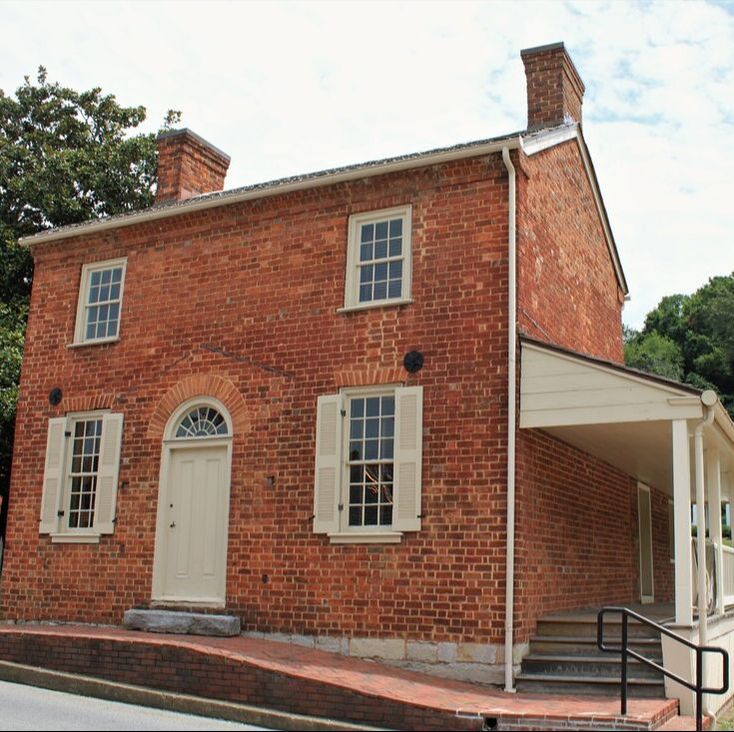 brick home from the 1800s